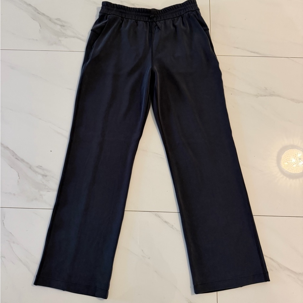 lululemon athletica Women's Wide Leg Pants in Black